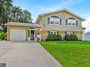 2403 Nassau Rd, Cinnaminson, NJ 08077