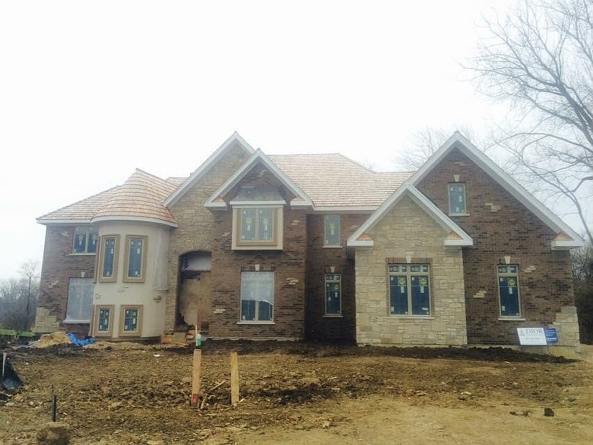 2nd image of 6919 Brookfield Ct