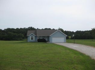 295 Lone Oak Dr, Marshfield, MO 65706