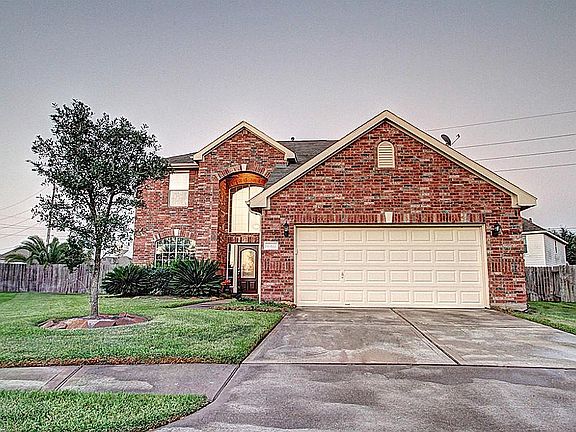2nd image of 16422 Crimson Flower Ln