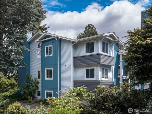 907 N 163rd Street #A32, Shoreline, WA 98133