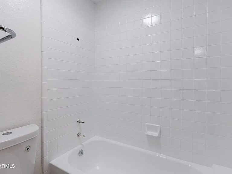 4413 E Hubbell St #86 — Photo 8