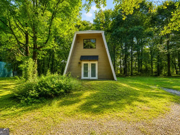 555 Freeman Dr, Athens, GA 30601