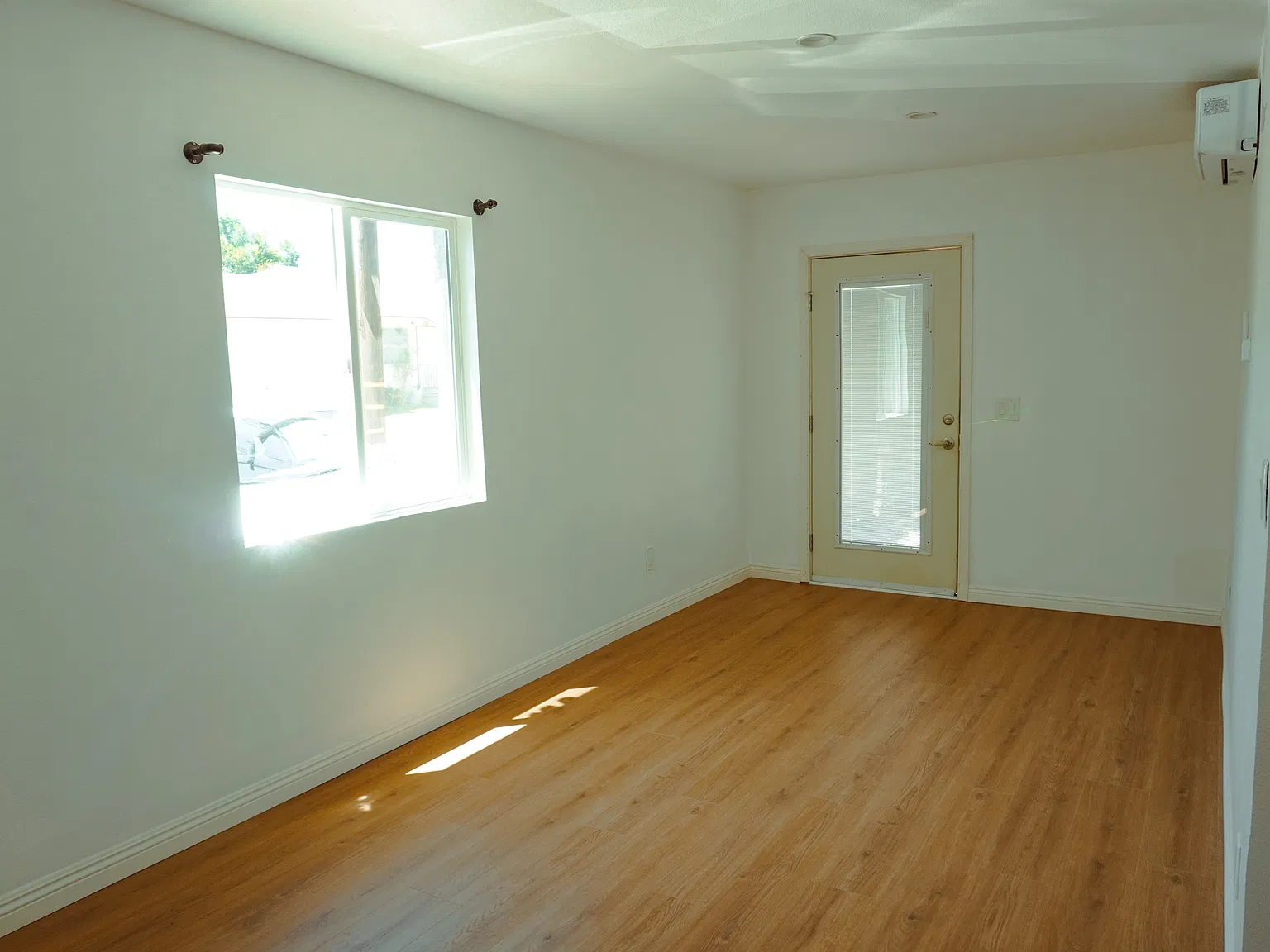 1 bed, 500 sqft, $2,299 — Photo 2