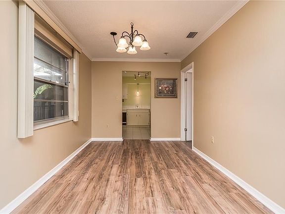 5th image of 1126 King Arthur Ct APT 416