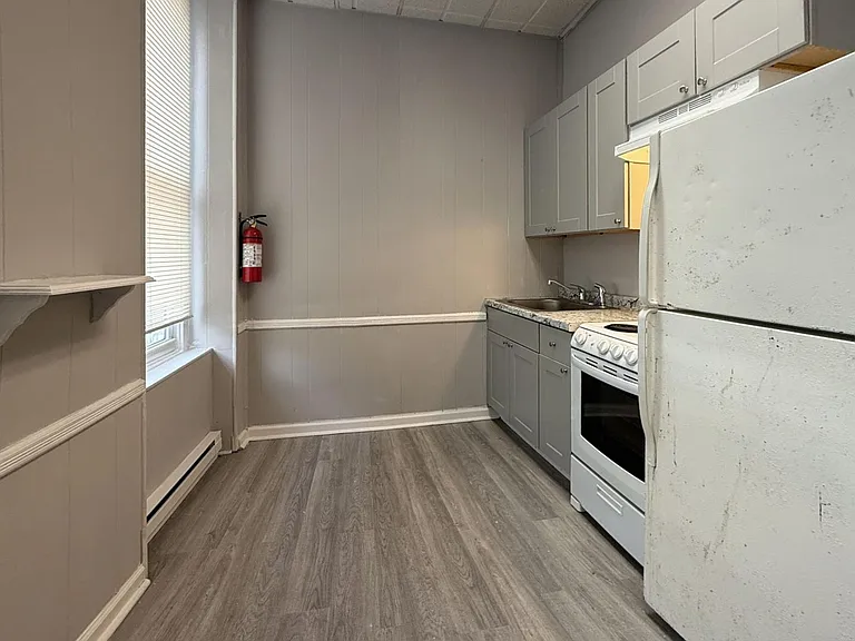 708 West Marshall Street — Photo 11