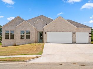 515 Renley St, Springdale, AR 72762