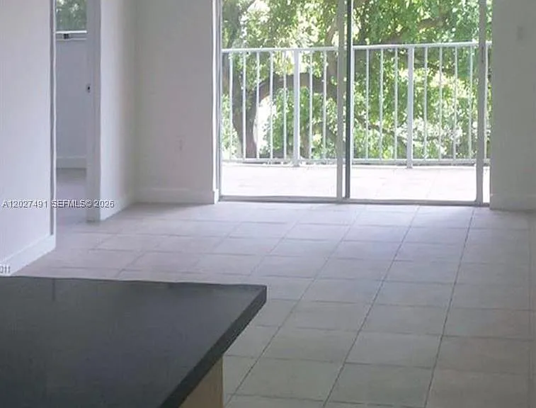 650 NE 64th St #G402 — Photo 18