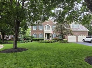 8509 Newtowne Ct, Lorton, VA 22079