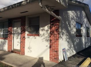 856 SW 10th St APT 1, Hallandale Beach, FL 33009
