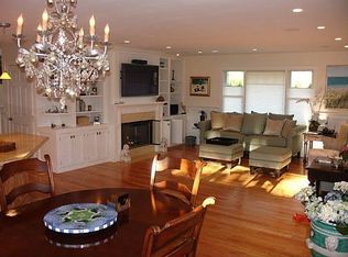 52 Meeting House Rd, Westhampton Beach, NY 11978