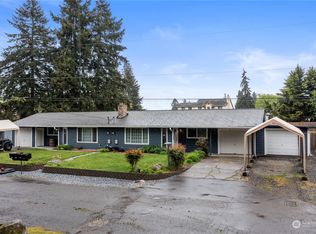 12102-12104 29th St E, Puyallup, WA 98372