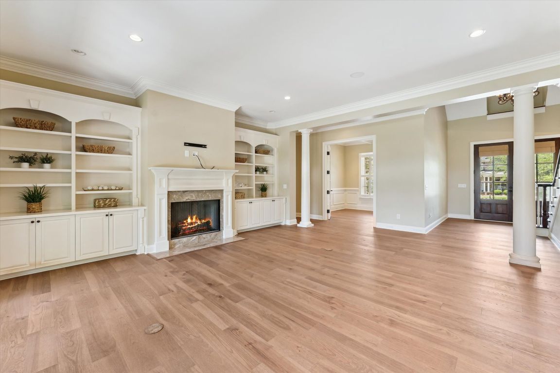 next background image