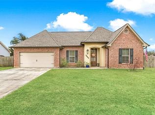 21374 Lake Pontchartrain Dr, Ponchatoula, LA 70454