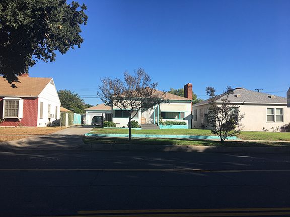 3rd image of 2825 N Sierra Way