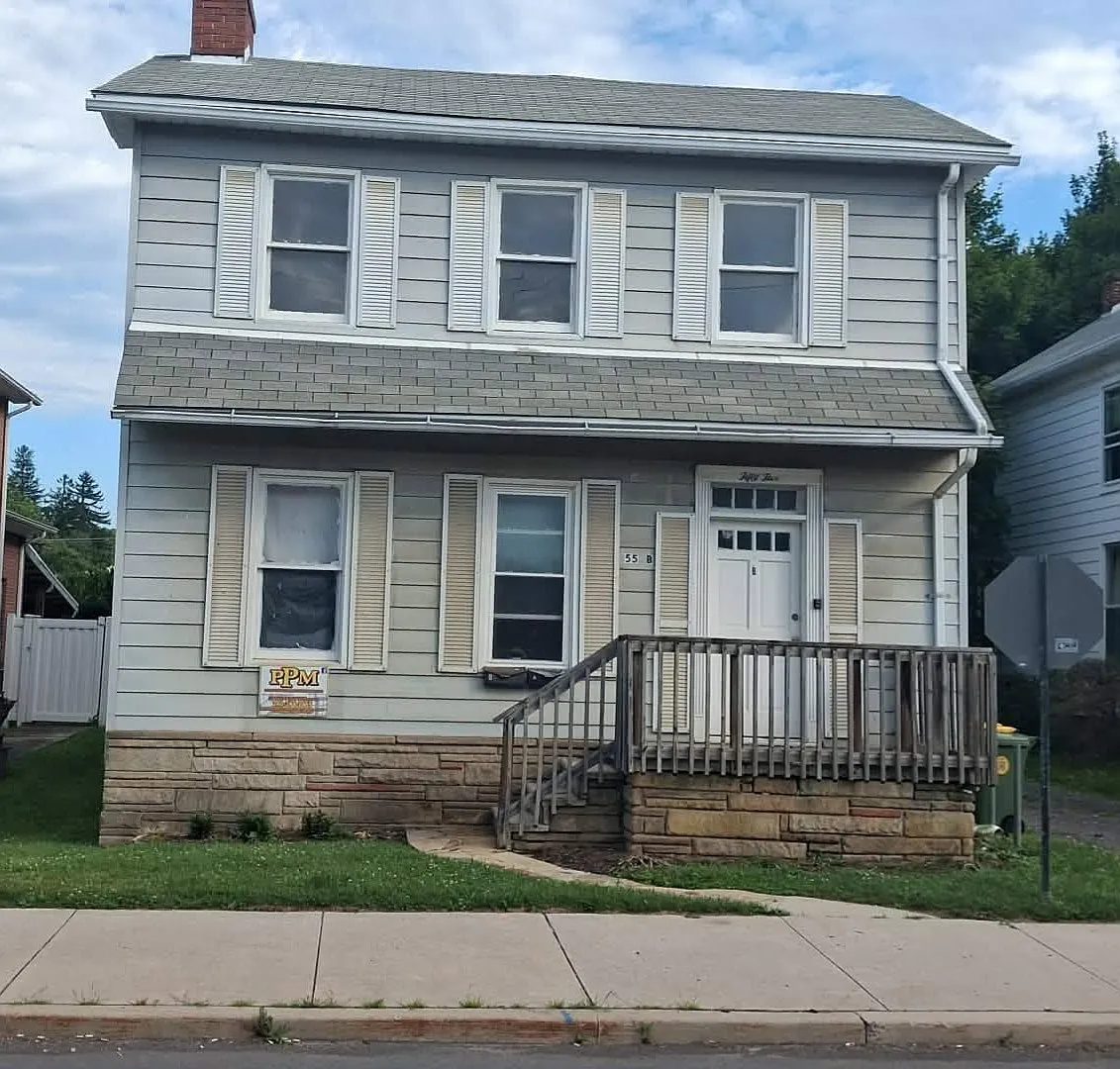3 bed, 1020 sqft, $1,100 — Photo 1
