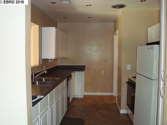 2nd image of 1145 Klengel St