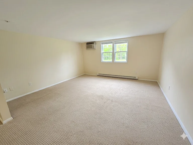 870 Haverhill St #13C — Photo 2