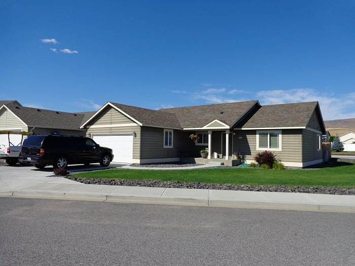 1296 Canyon Ct
