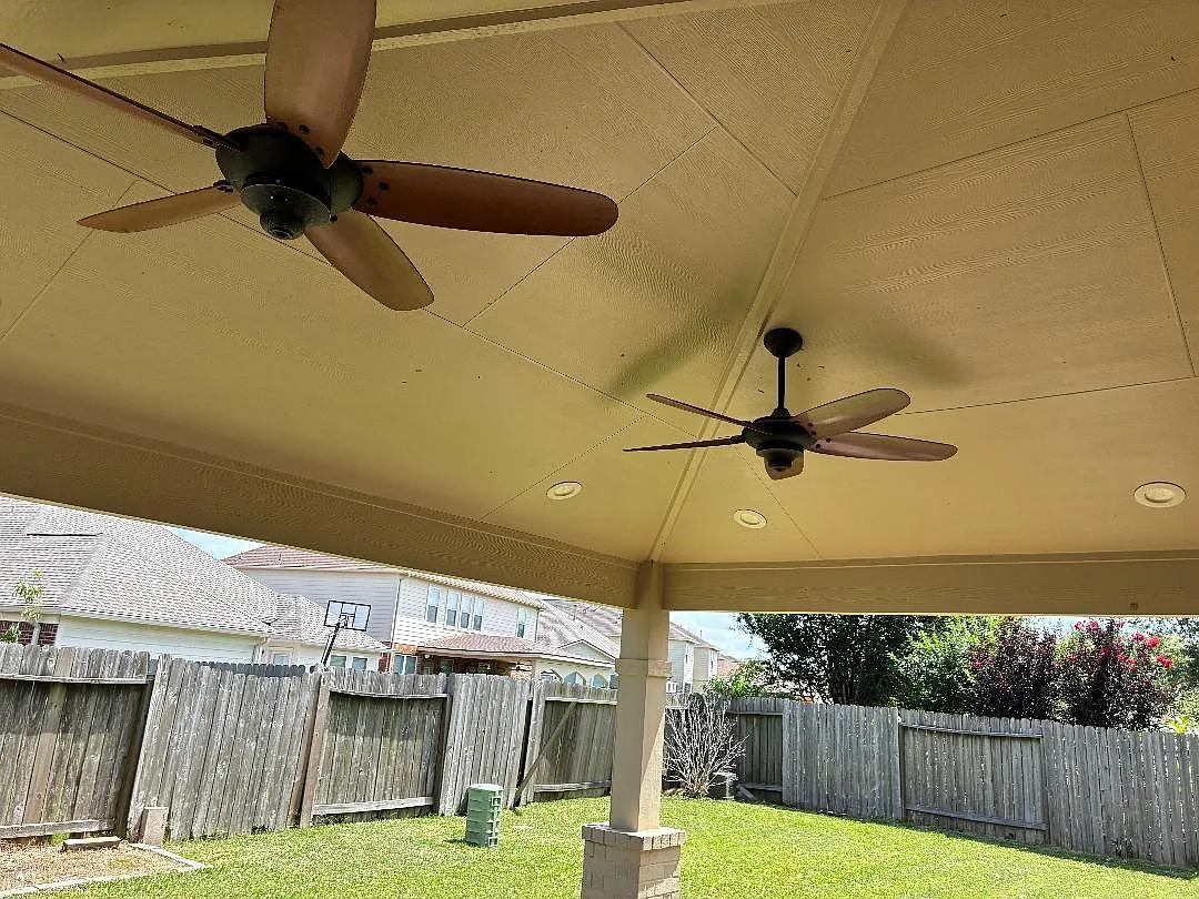 5 bed, 2.5 bath, 2917 sqft, $3,400 — Photo 2
