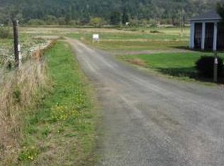 128 Carlson Dr, Longview, WA 98632