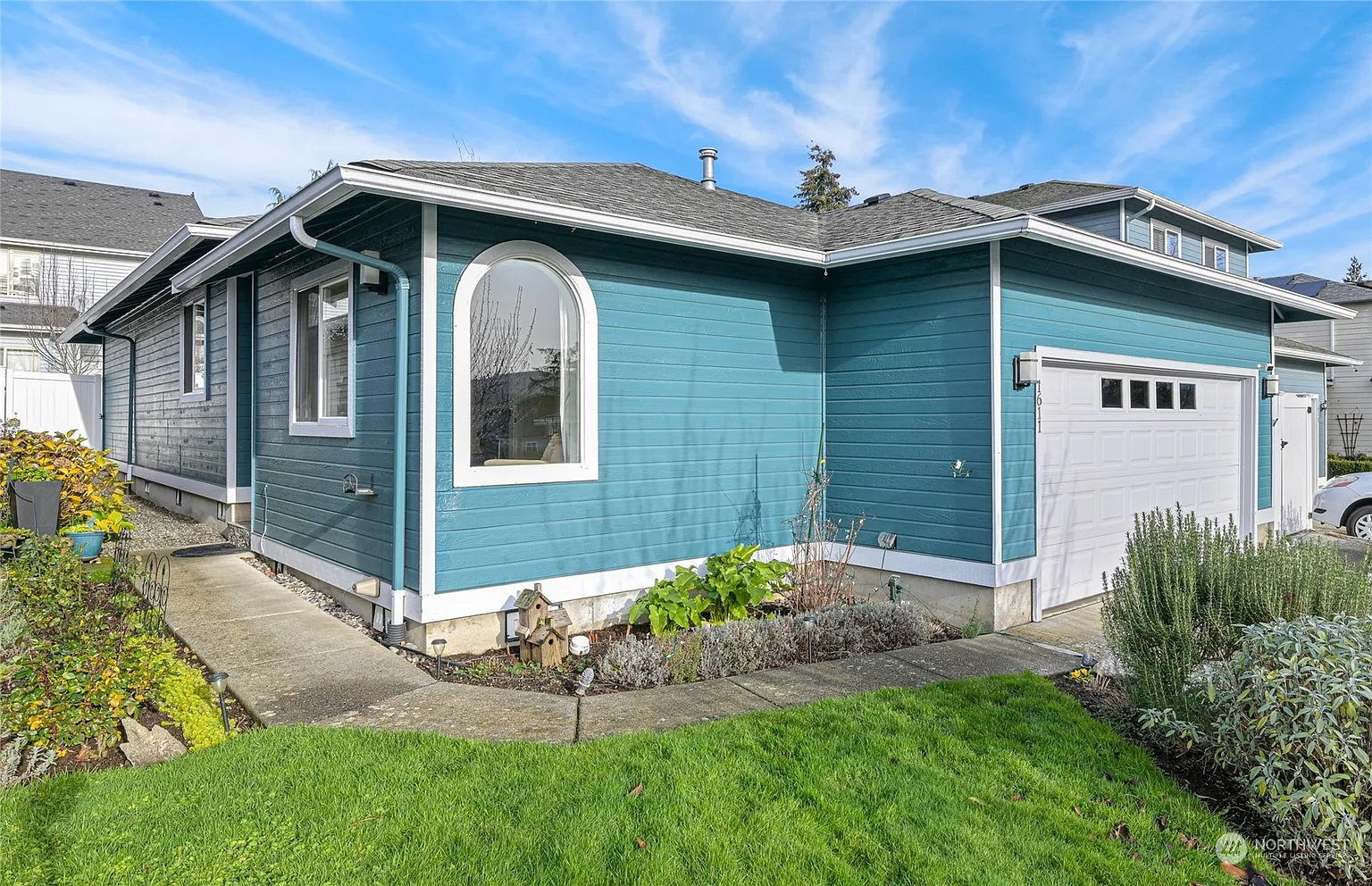 1611 Valhalla Street photo 1