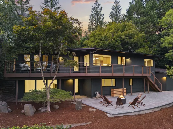 1525 SW Martha St, Portland, OR 97239