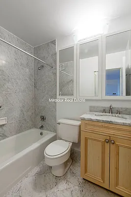 Rented by Mirador Real Estate | media 12