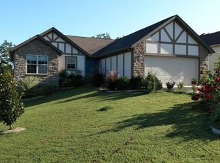 77 Shiloh St, Branson, MO 65616