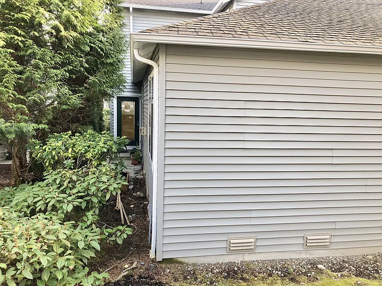 23120 NE 8th Pl — Photo 19