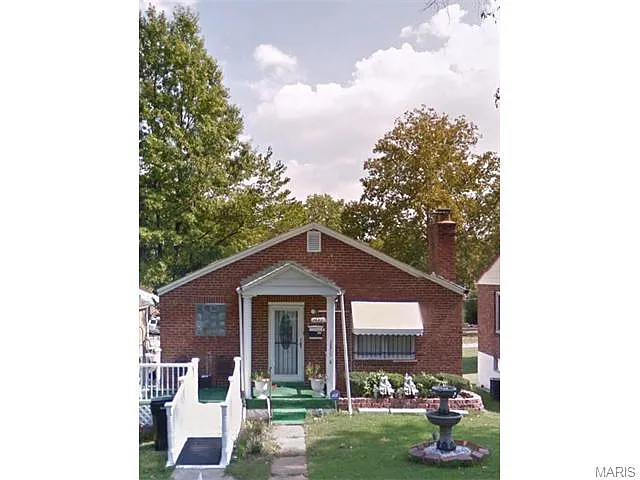 1304 Sheridan Dr photo 1