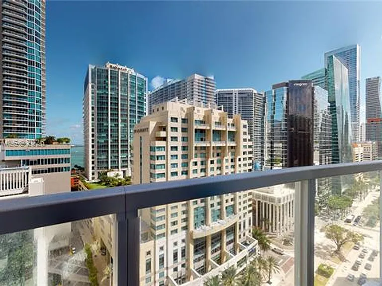 1060 Brickell Ave #1805 — Photo 21