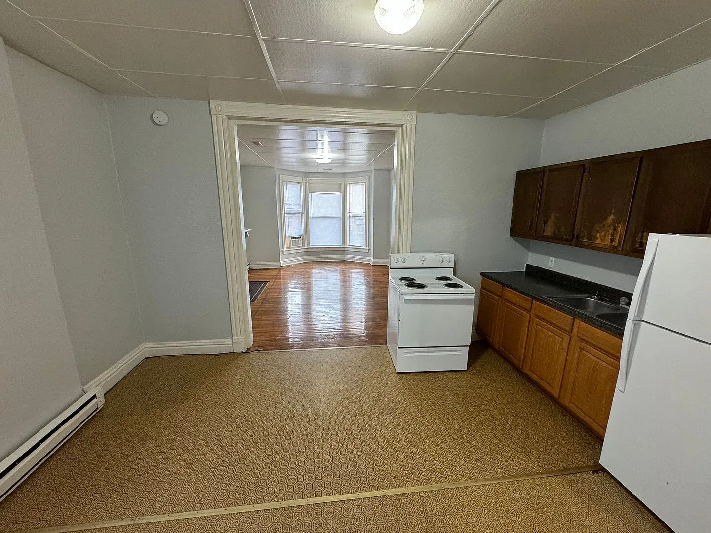 432 w 3rd apt 6 third floor Davenport — Photo 2