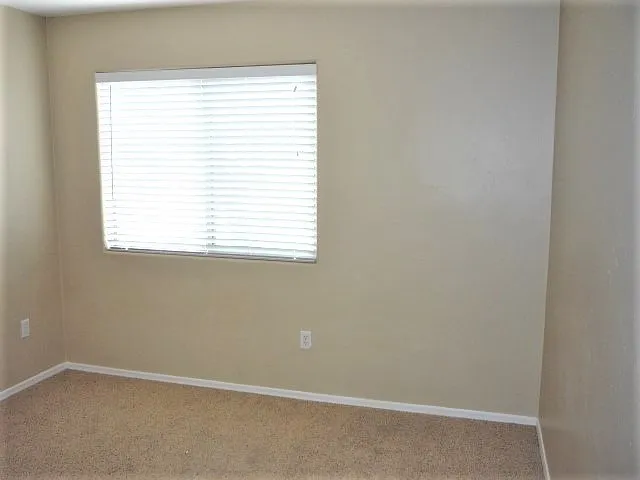 989 E Stronghold Canyon Ln — Photo 11