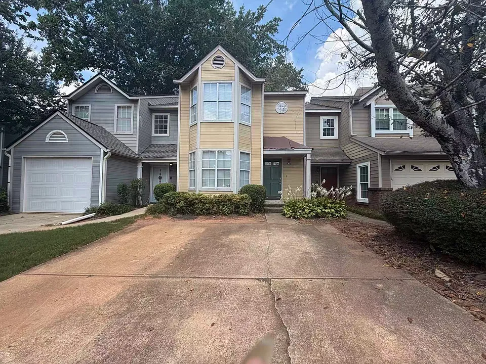 3201 Long Iron Dr