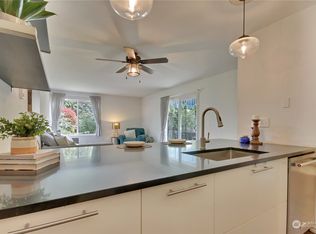 17431 Ambaum Blvd S UNIT C20, Burien, WA 98148