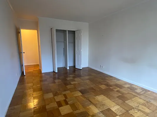 Rented by REAL New York | media 3