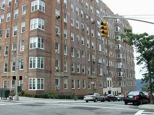 Sold by Corcoran | media 21