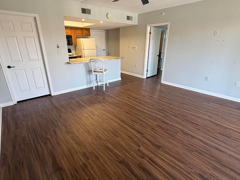 10330 W Thunderbird Blvd #C309 — Photo 6