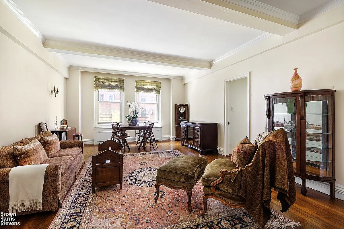 435 E 57th St APT 5A photo 1