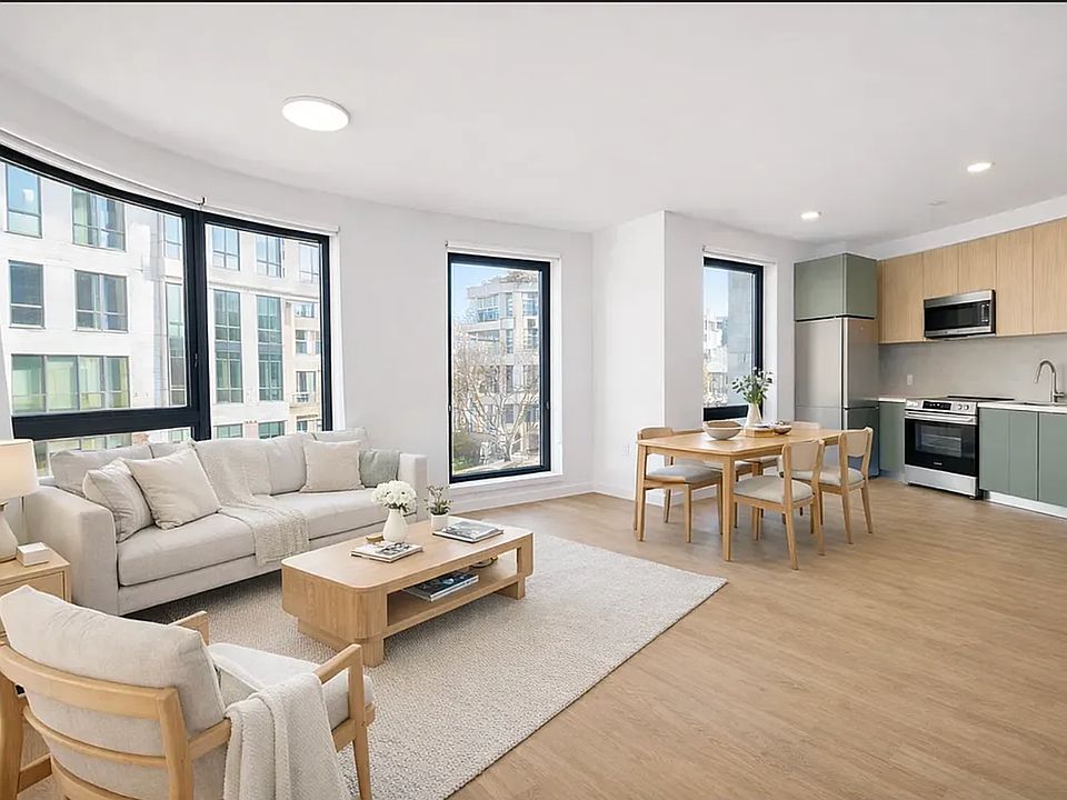 1st image of 158 Lott St #113D
