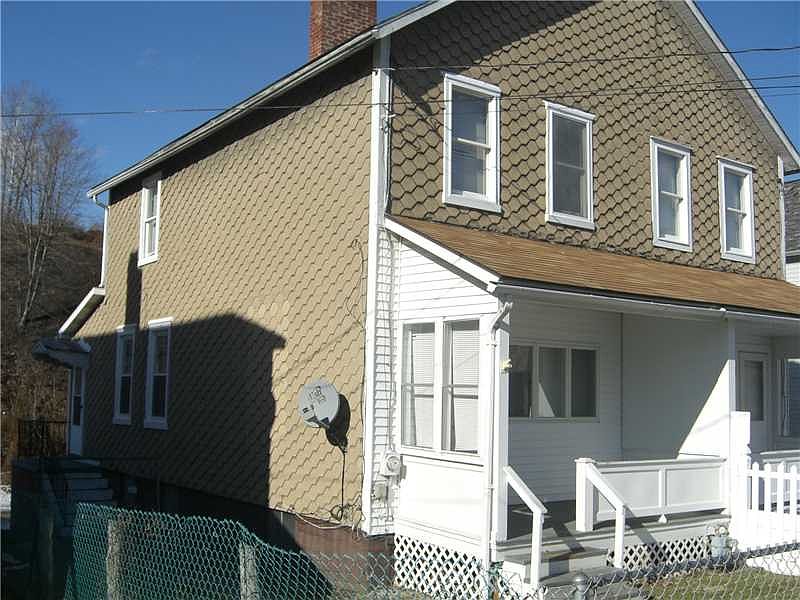 1st image of 417 2nd St