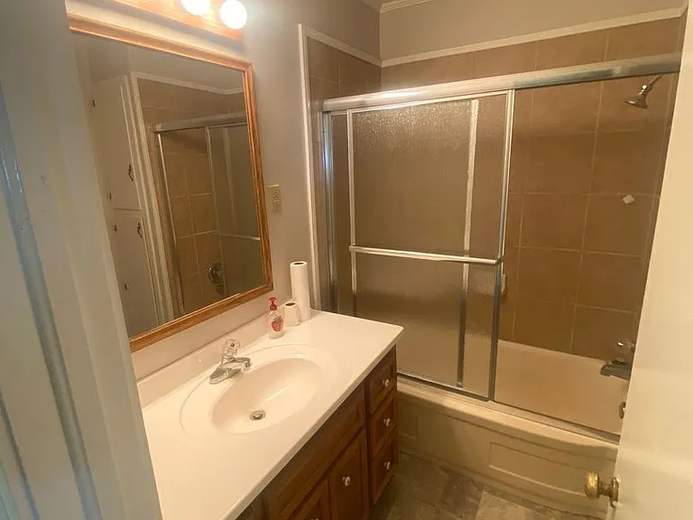 406 Winecoff School Rd — Photo 13