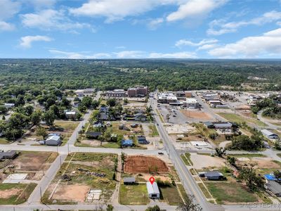11 W Tahlequah Ave, Sulphur, OK, 73086