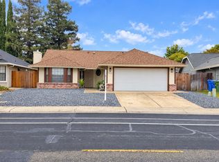 5112 Laguna Park Dr, Elk Grove, CA 95758