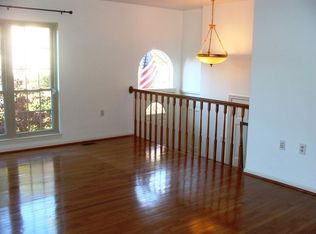 7825 Mount Woodley Pl, Alexandria, VA 22306