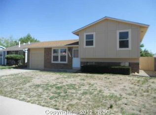 6735 Parkridge Ct, Colorado Springs, CO 80915