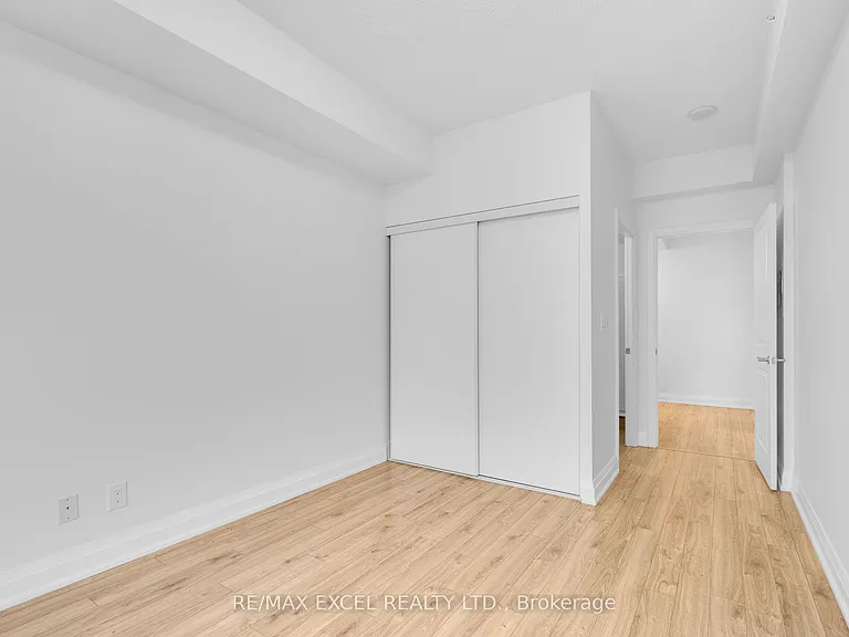 7161 Yonge St #625 — Photo 22