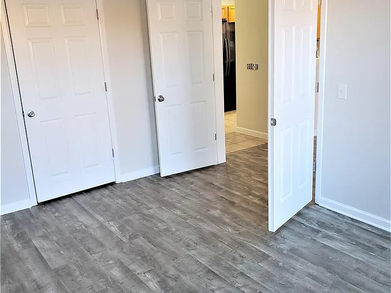 1747 N Pearl St #201 — Photo 21