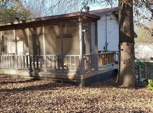 160 Dover Dr, Gordonville, TX 76245